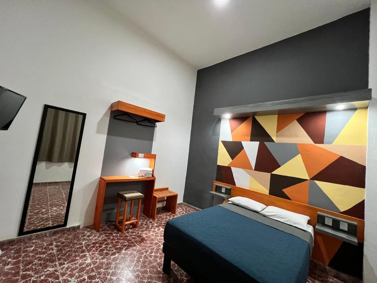 Casa Aura Bed & Breakfast Morelia Exterior photo